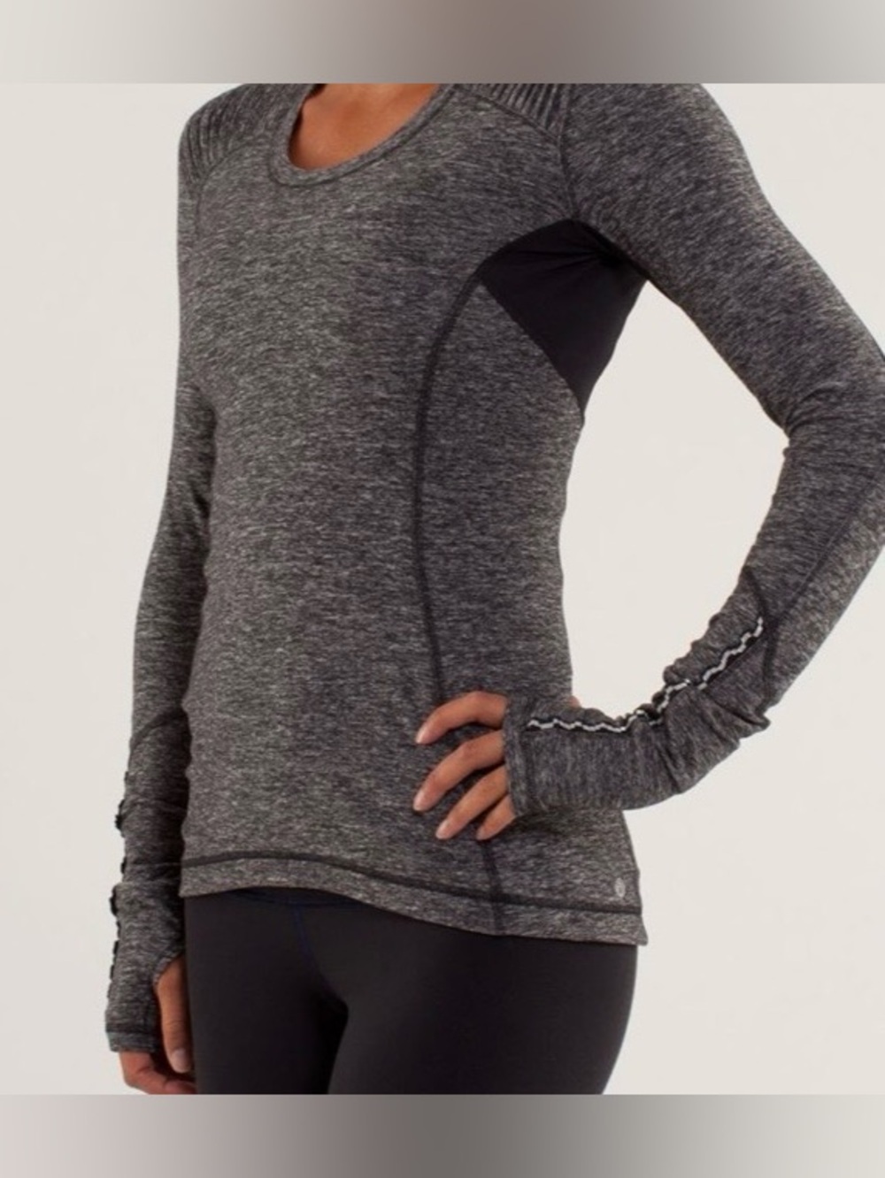 Lululemon Star Runner Pullover Laced Hyper Stripe Gray / Black Long Sleeve Sz 8